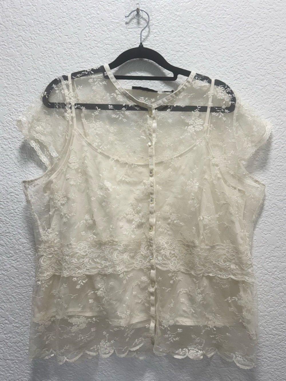 Vintage Liz Claiborne Delicate Ivory Lace Button-Front Women's Top